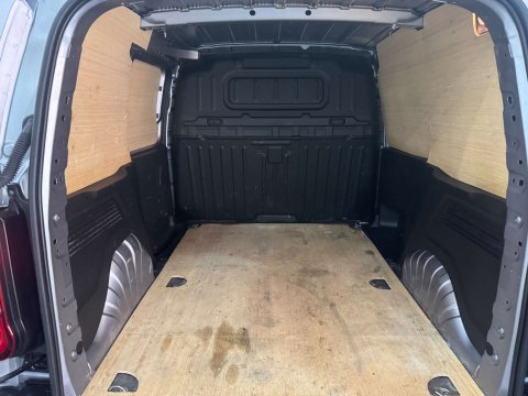 Peugeot Partner 1.5 Partner Professional Premium+ BHDi 3