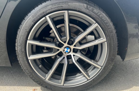 BMW 3 Series 318D SPORT 19