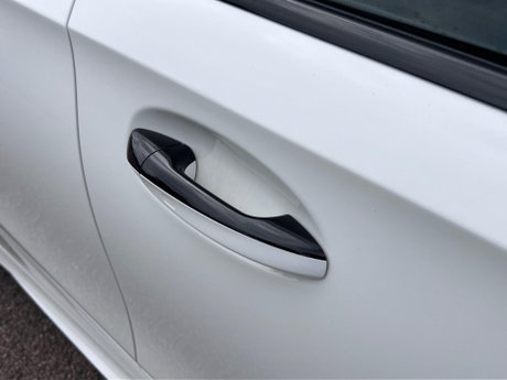 Mercedes-Benz A Class 1.3 A180 AMG Line (Premium 2) 7G-DCT Euro 6 (s/s) 5dr 49