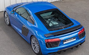 Audi R8 V10 Plus 9