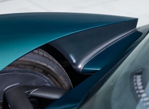 Aston Martin Valkyrie 39