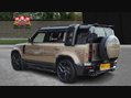 Land Rover Defender X-DYNAMIC HSE MHEV 6