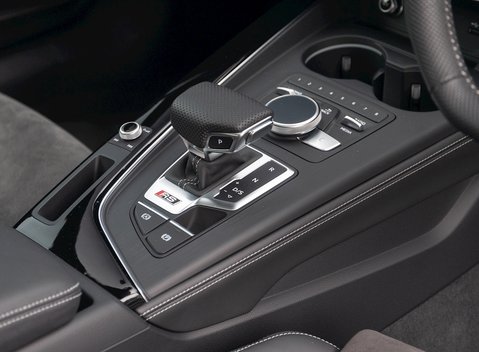 Audi RS5 Coupé Sport Edition 21