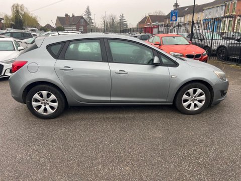 Vauxhall Astra 1.6i Design Euro 6 5dr 7