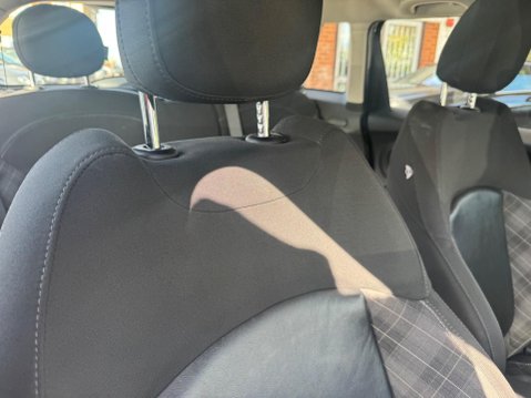 Mini Hatch 1.5 Cooper D Auto Euro 6 (s/s) 5dr 24