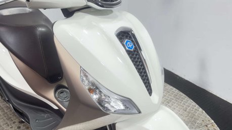 Piaggio Medley 2022 27K CLEAN 125CC LEARNER SCOOTER NEW MOT SERVICED 38