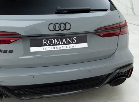 Audi RS6 Avant Carbon Black 27