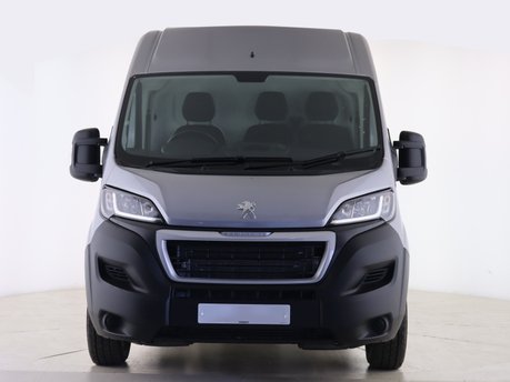 Peugeot Boxer 2.2 BlueHDi L3H2 Professional Premium+ 140ps 4