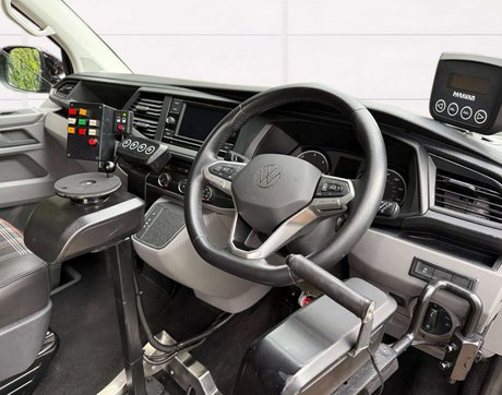Volkswagen Transporter 2.0 Transporter SE TDI Semi-Auto 5dr 5