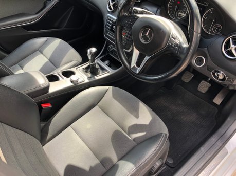 Mercedes-Benz A Class A180 CDI BLUEEFFICIENCY SE Manual 55000m with FSH and only £20 Tax 74 mpg 2