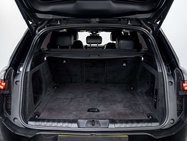 Land Rover Range Rover Sport 3.0 P400 MHEV Dynamic SE SUV 5dr Petrol Auto 4WD Euro 6 7