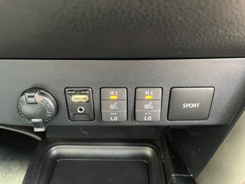 Toyota Rav 4 D-4D INVINCIBLE 15