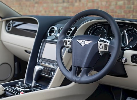 Bentley Continental GT V8 S Mulliner Convertible 13