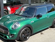 Mini Hatch Cooper 1.5 Sport Comfort / Navigation 3 door - SAT NAV - JCW STYLING 9