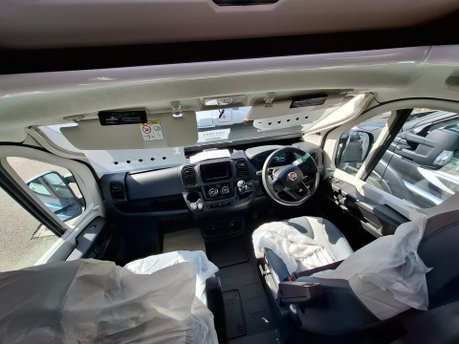 Swift Ascari 384 2024 MANUAL 6