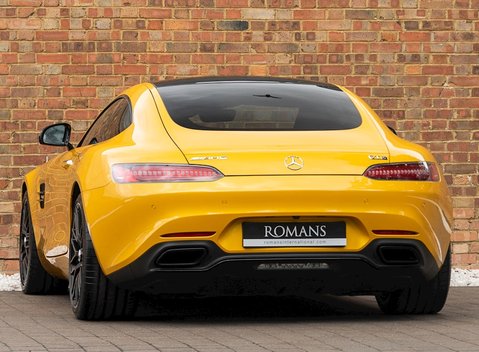 Mercedes-Benz Amg GT GT S 3