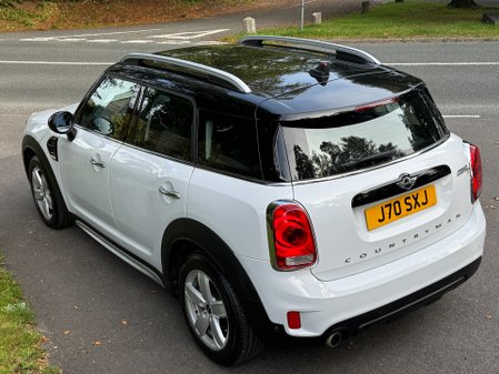 Mini Countryman COOPER D 23