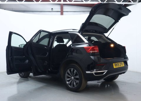 Volkswagen T-Roc 1.5 TSI GPF EVO SE SUV 5dr Petrol DSG Euro 6 (s/s) (150 ps) 56