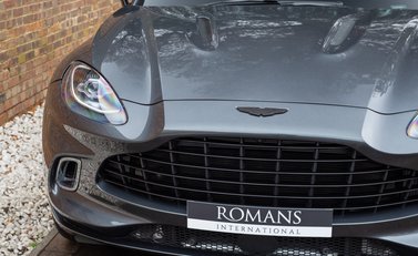 Aston Martin DBX '1913 Package' 11