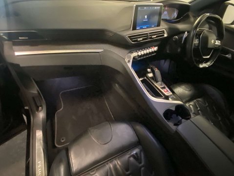 Peugeot 3008 1.6 3008 GT Line Premium PureTech S/S Auto 5dr 39