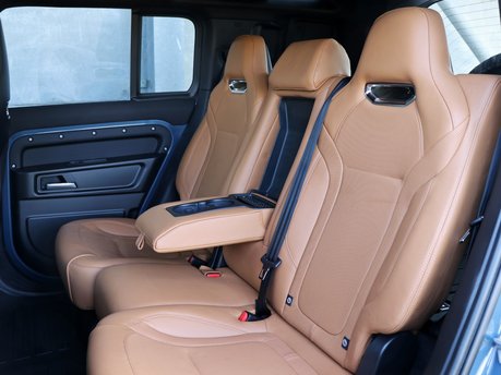 Bespoke SVR Seats for Defender 110 Commercial (Model Years 2021–2025) by SEEKER