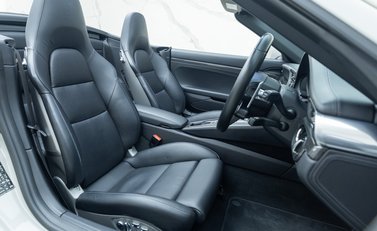Porsche 911 Carrera S CABRIOLET (991.2) 15