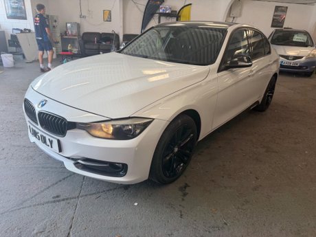 BMW 3 Series 2.0 318d Sport Euro 5 (s/s) 4dr 3