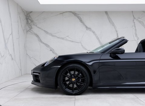 Porsche 911 Targa 4S (992) 30