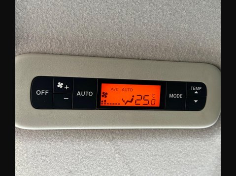 Nissan Elgrand HIGHWAY STAR+GRADE 4B+4WD+WAX OIL+ 44