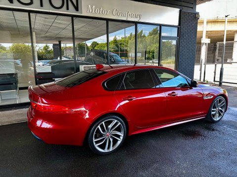 Jaguar XF 2.0d R-Sport Auto AWD Euro 6 (s/s) 4dr 54