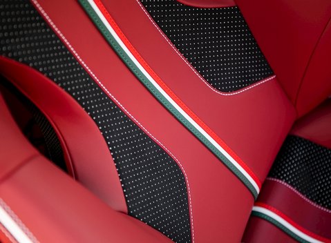 Ferrari 812 Superfast 22