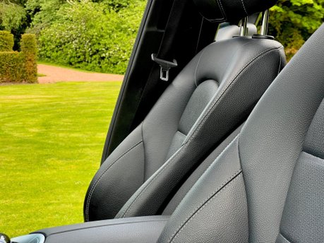 Mercedes-Benz C Class C 220 D AMG LINE PREMIUM 17