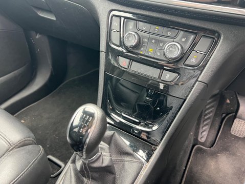 Vauxhall Mokka X 1.4i Turbo ecoTEC Elite Euro 6 (s/s) 5dr 28