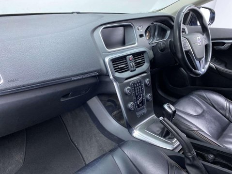 Volvo V40 2.0 D3 SE Nav Euro 6 (s/s) 5dr 16