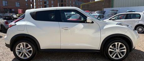 Nissan Juke N-CONNECTA DCI…8 SERVICES…£20 R/TAX...SAT NAV...DAB...AUX 1