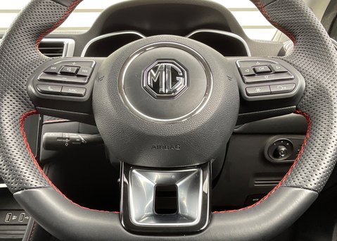 MG ZS 1.0 T-GDI EXCLUSIVE AUTO 21
