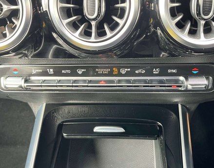 Mercedes-Benz B Class 2.0 B 200 AMG Line Edition Premium D Auto 5dr 50