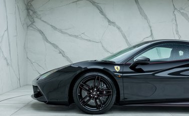 Ferrari 488 GTB Tailor Made 53