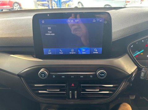 Ford Focus 1.0T EcoBoost ST-Line Style Euro 6 (s/s) 5dr 19