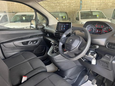 Peugeot Partner BLUEHDI PROFESSIONAL PREMIUM L1 10