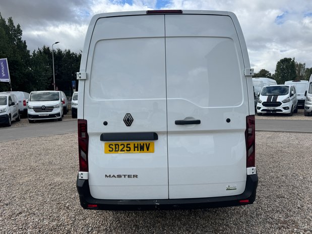Renault Master LWB L3H2 Medium Roof Advance Air Con Sensors EURO 6 7