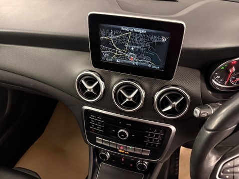 Mercedes-Benz GLA 1.6 GLA200 SE (Executive) Euro 6 (s/s) 5dr 14