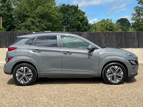 Hyundai KONA ULTIMATE 7