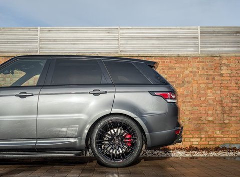Land Rover Range Rover Sport 3.0 SDV6 URBAN 32