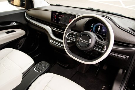 Fiat 500e LA PRIMA