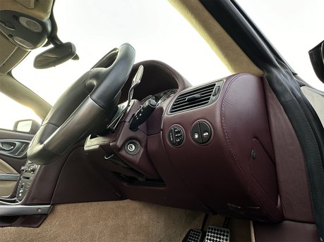 Aston Martin Vanquish V12 S 48