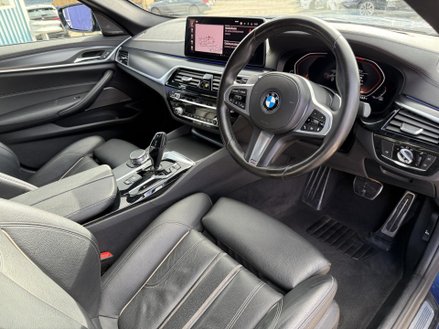 BMW 5 Series 2.0 520d MHT M Sport Saloon 4dr Diesel Hybrid Steptronic Euro 6 (s/s) (190