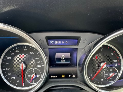 Mercedes-Benz SLC SLC 250 D AMG LINE 24