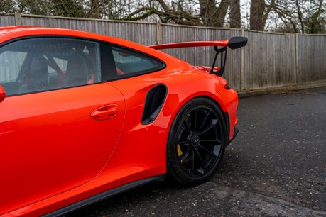 Porsche 911 GT3 RS PDK. FULL PSH. SPORTS CHRONO PACKAGE. PCCBS. LAVA ORANGE PAINTWORK. 9