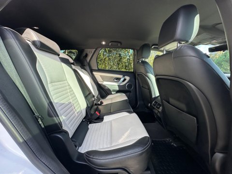 Land Rover Discovery Sport 2.0 D240 MHEV R-Dynamic HSE Auto 4WD Euro 6 (s/s) 5dr 7